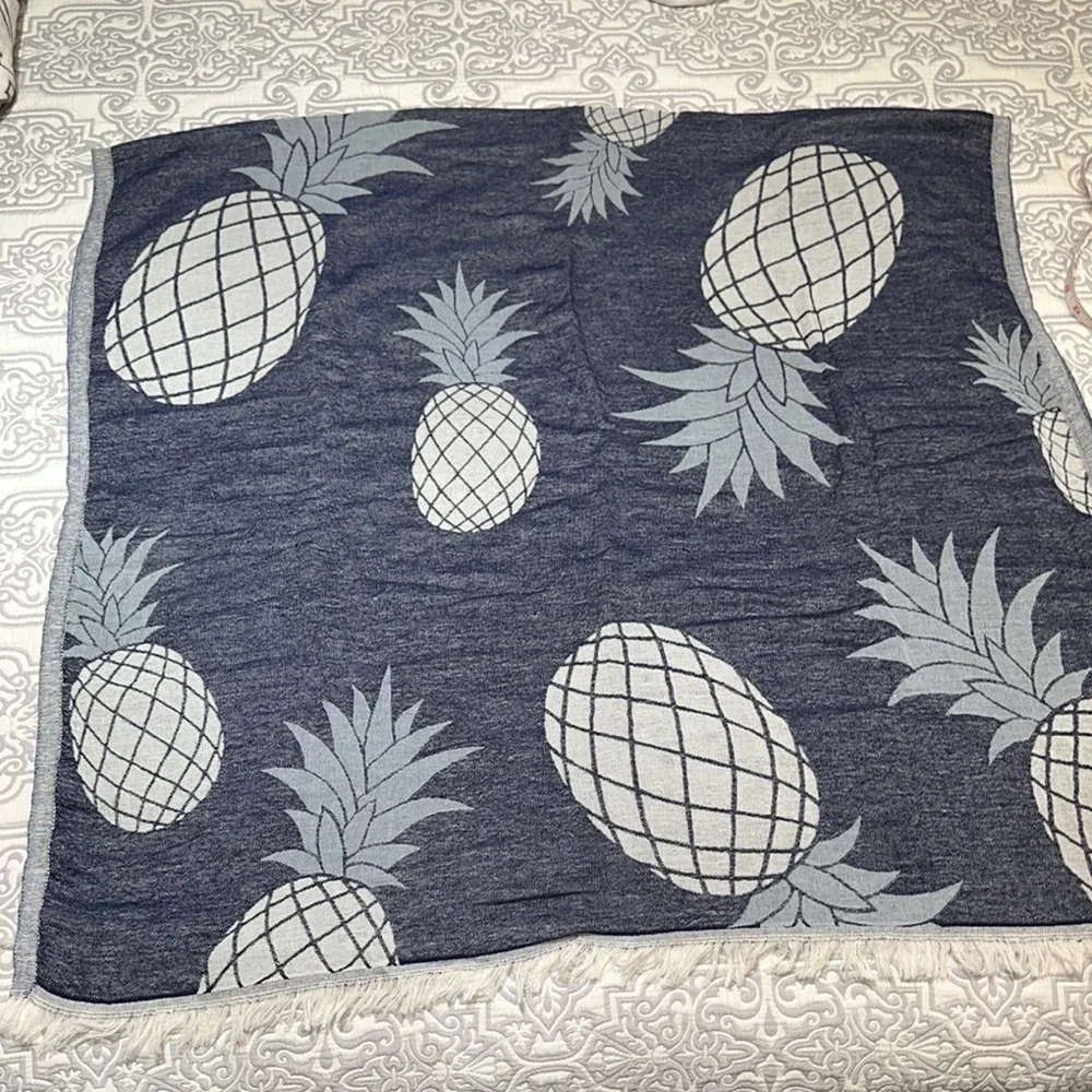 Pineapple Patterned Reversible Cotton Beach Towel